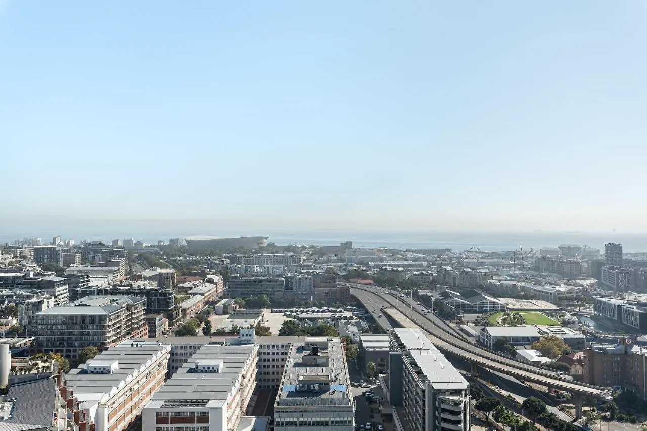 Style & Sophistication L Apartment In 16 On Bree Cape Town 0*,